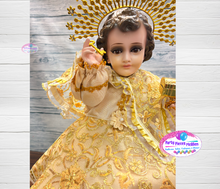 Load image into Gallery viewer, Vestidito Niño Dios Del Tesoro, Baby Jesus Dress 2026