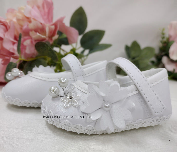 Girl's White Shoes