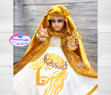 Load image into Gallery viewer, Vestidito Niño Dios Divino Rostro, Baby Jesus Dress 2026